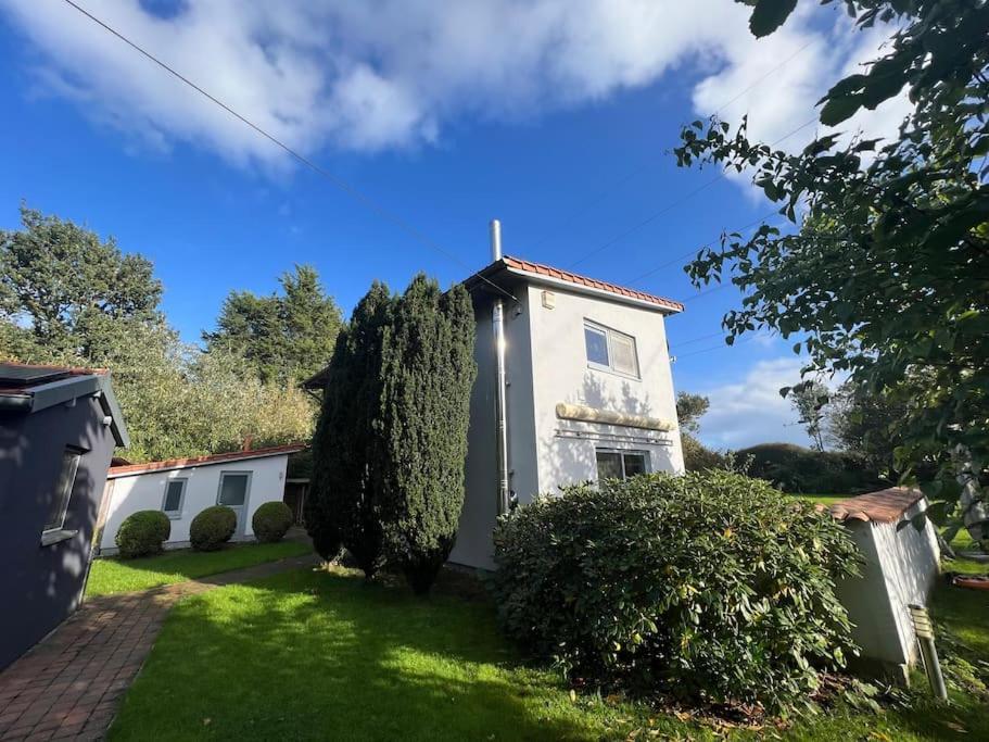 Luxurioeses Ferienhaus Am Ems Jade Kanal Sande Esterno foto